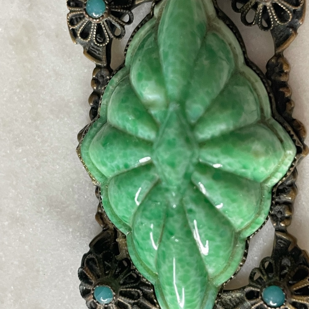 Max Neiger Necklace w/ green molded Czech glass.